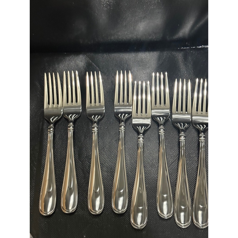 Oneida 1810 Stainless Steel Forks Set of 8 Silver Tone Elegant Dining
